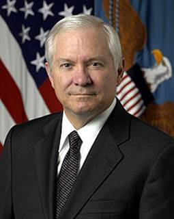 http://img2.tfd.com/wiki/thumbs/1/10/Robert_Gates%2c_official_DoD_photo_portrait%2c_2006.jpg